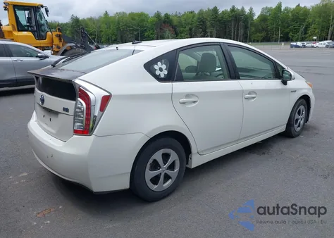 2012 Toyota Prius Three из США, поврежденный, VIN JTDKN3DU3C5461466